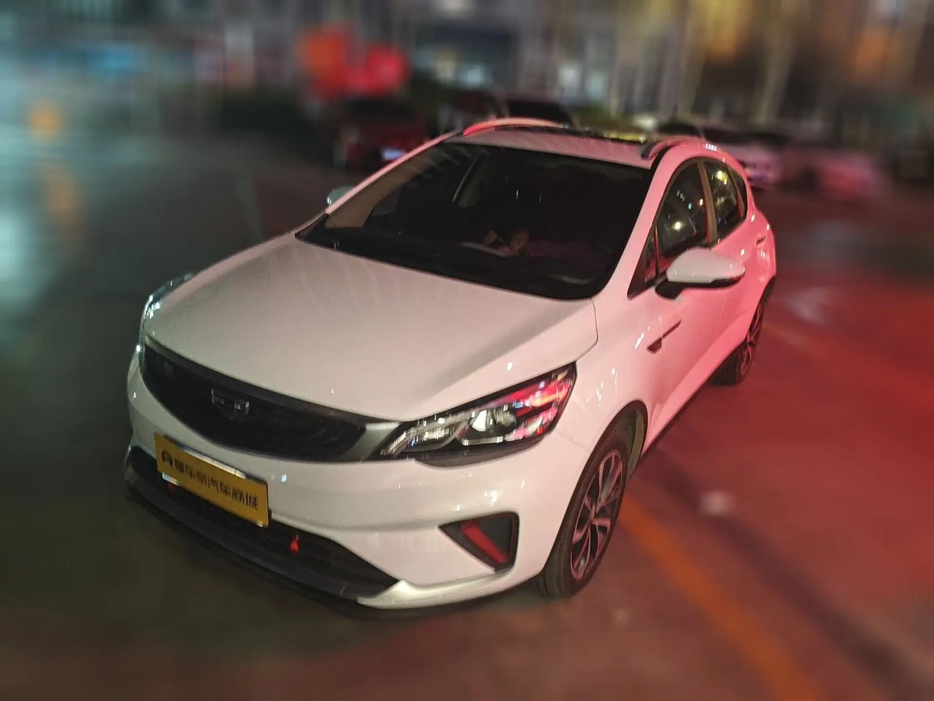 Geely Emgrand GS  из Китая