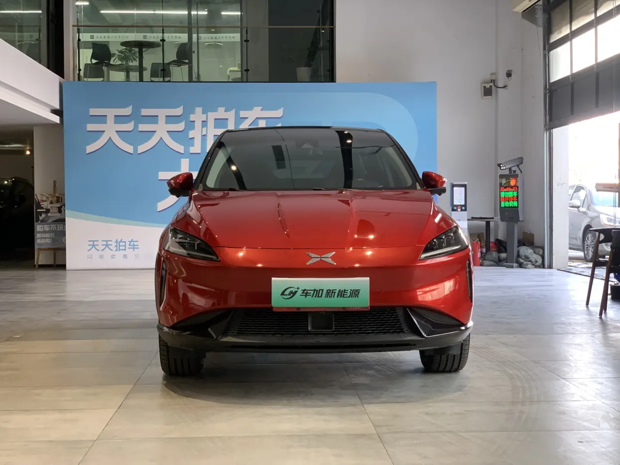 Xpeng G3  из Китая