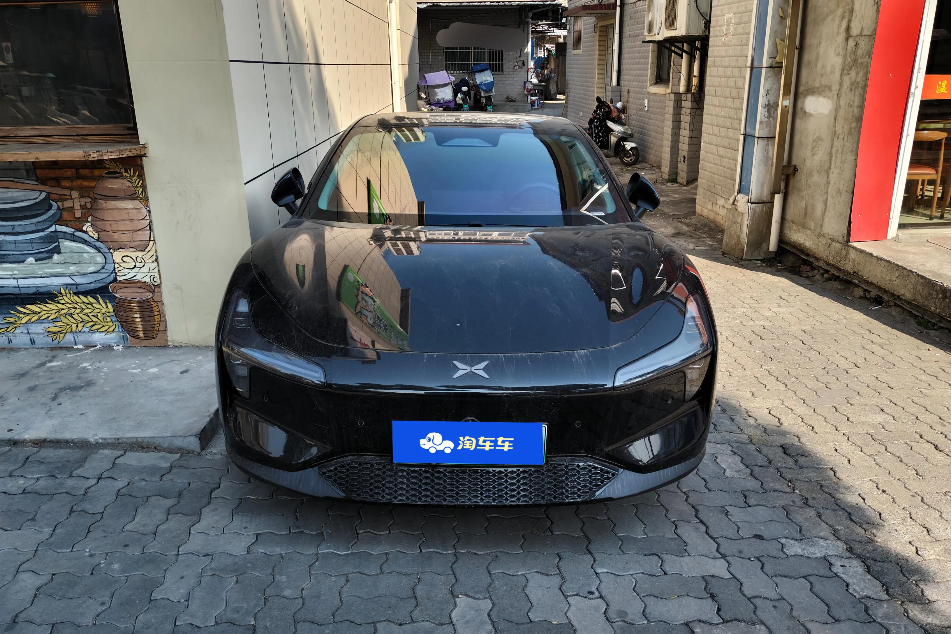 Xpeng Xiaopeng MONA M03  из Китая