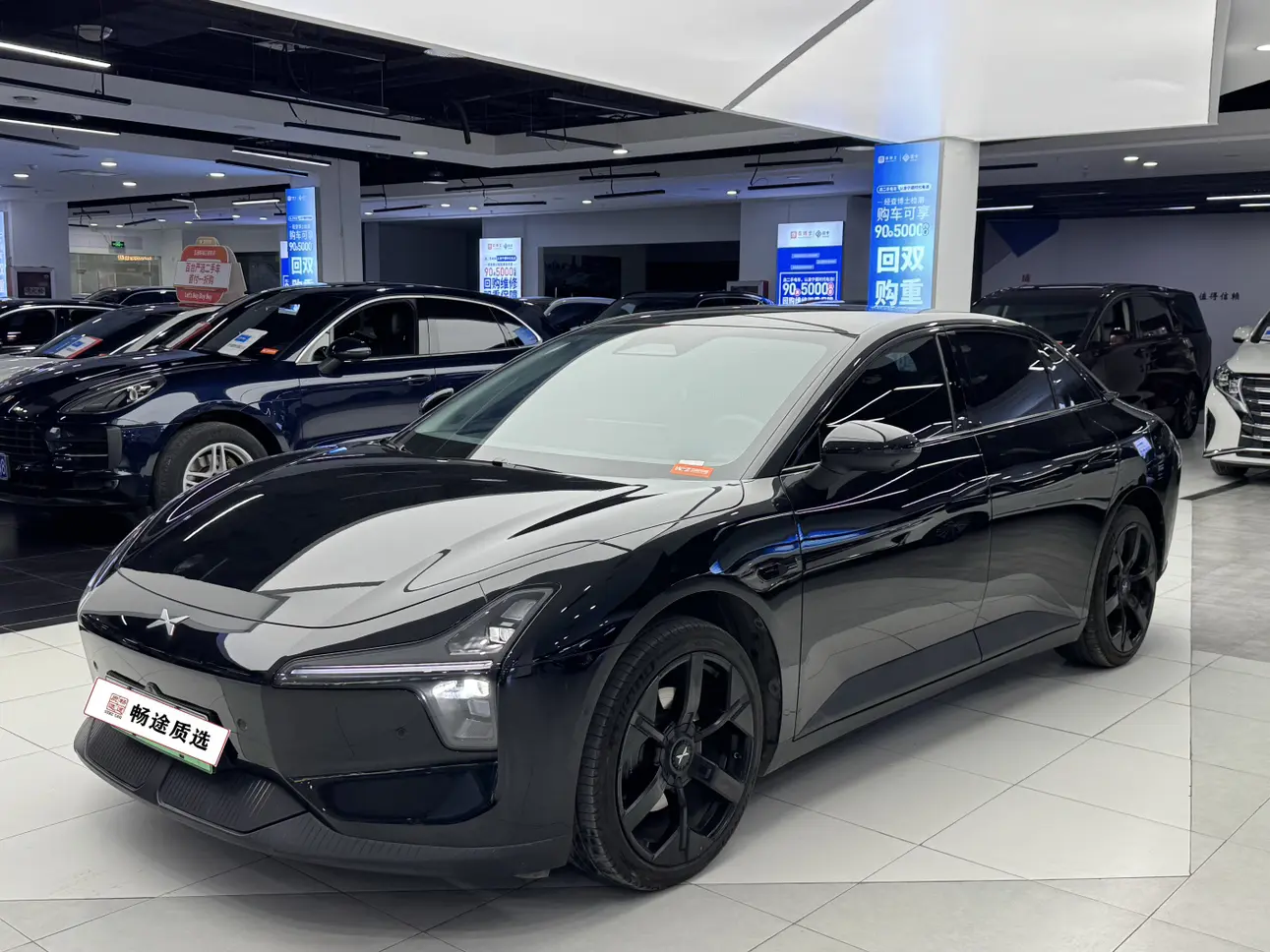 Xpeng Xiaopeng MONA M03  из Китая