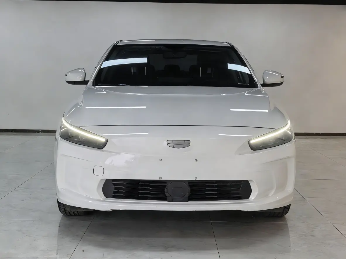 Geely Geometry A  из Китая