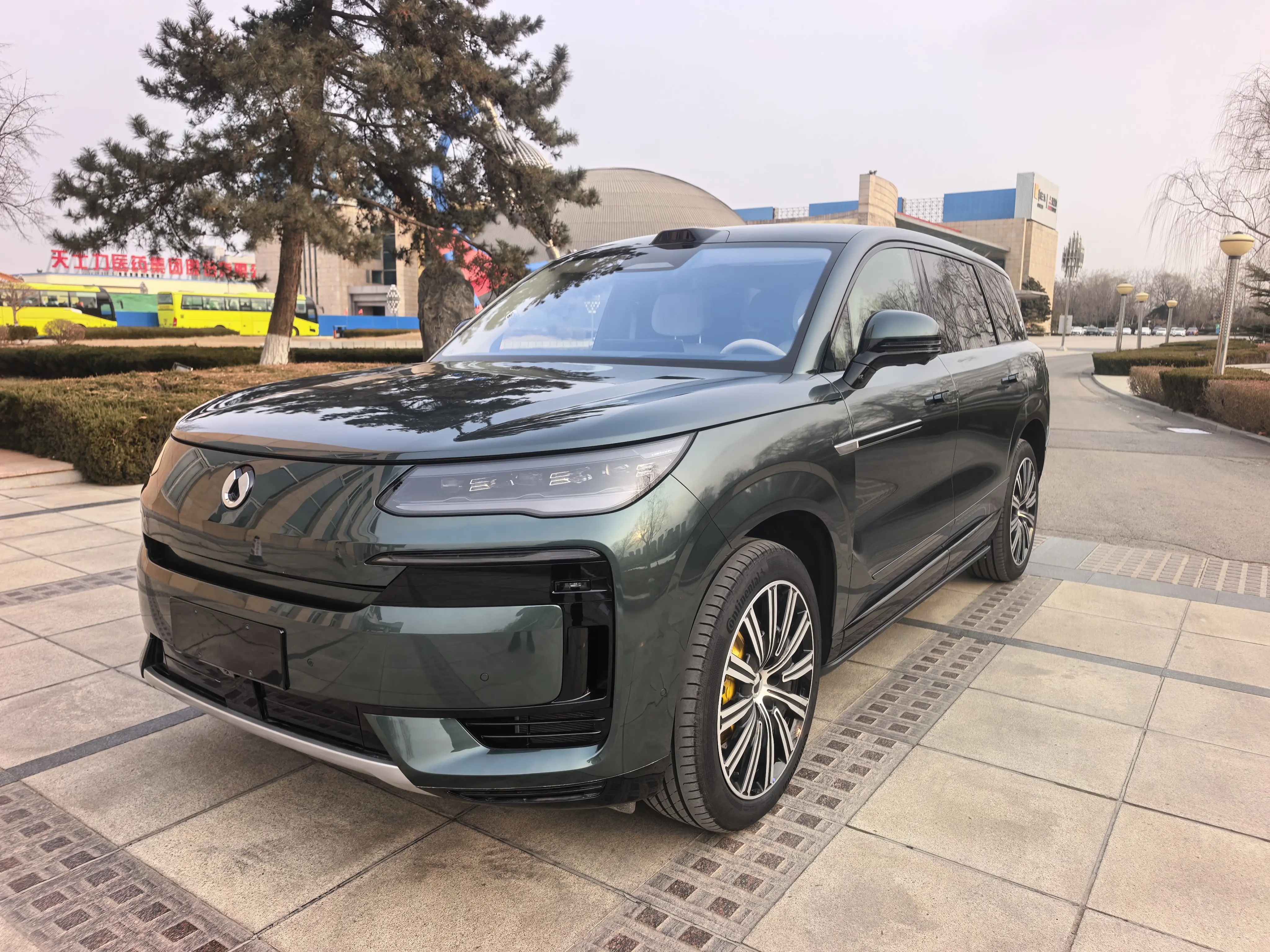 Denza Tengzhong N9 DM  из Китая