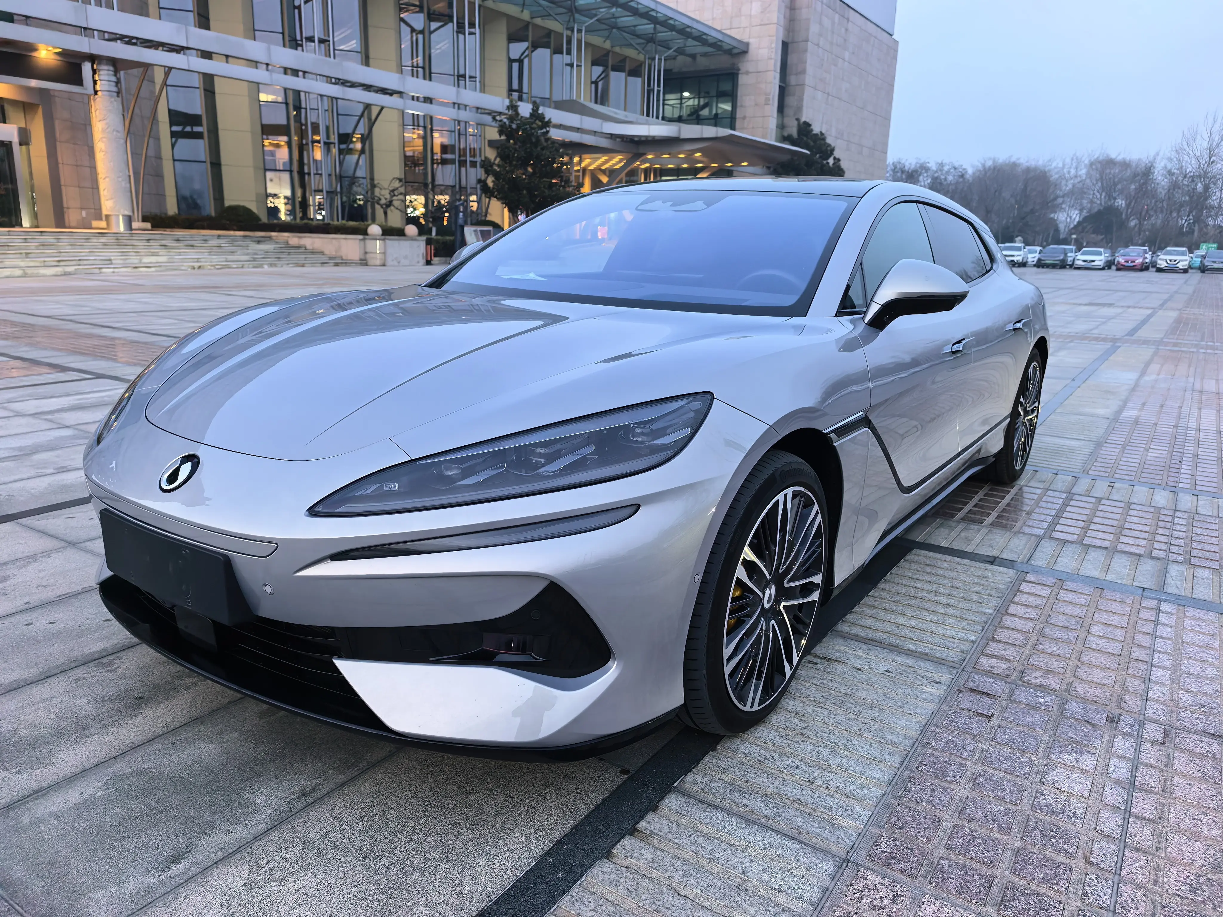 Denza DENGZH9GT DM  из Китая