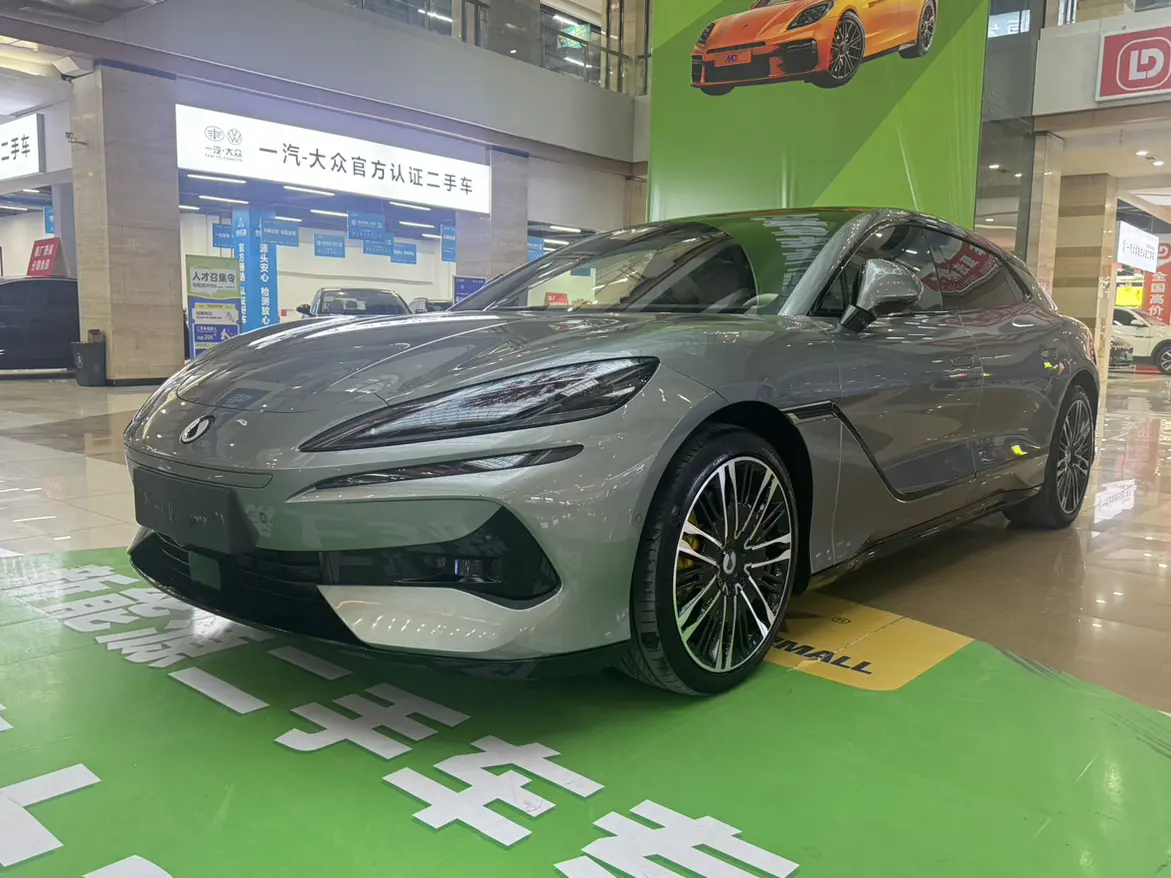 Denza DENGZH9GT DM  из Китая