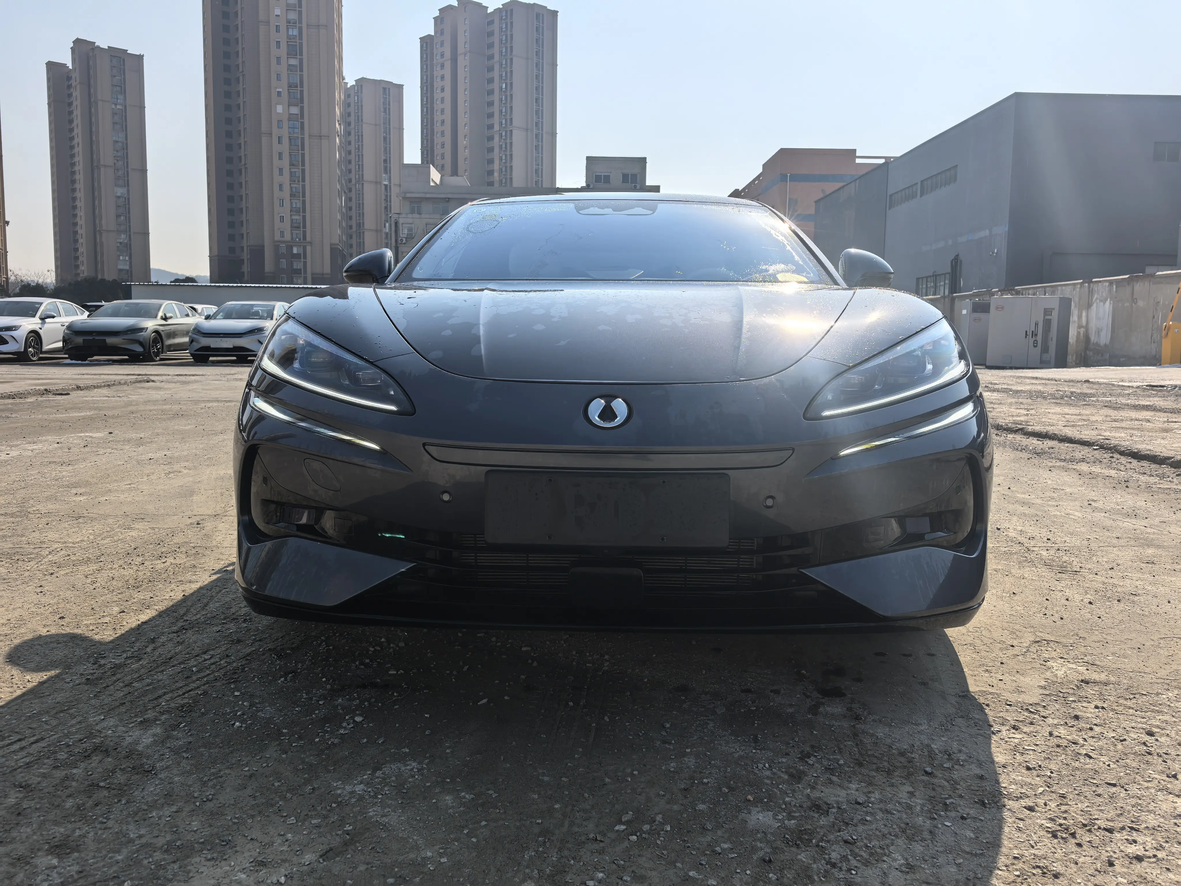 Denza Tengzhong Z9 DM  из Китая