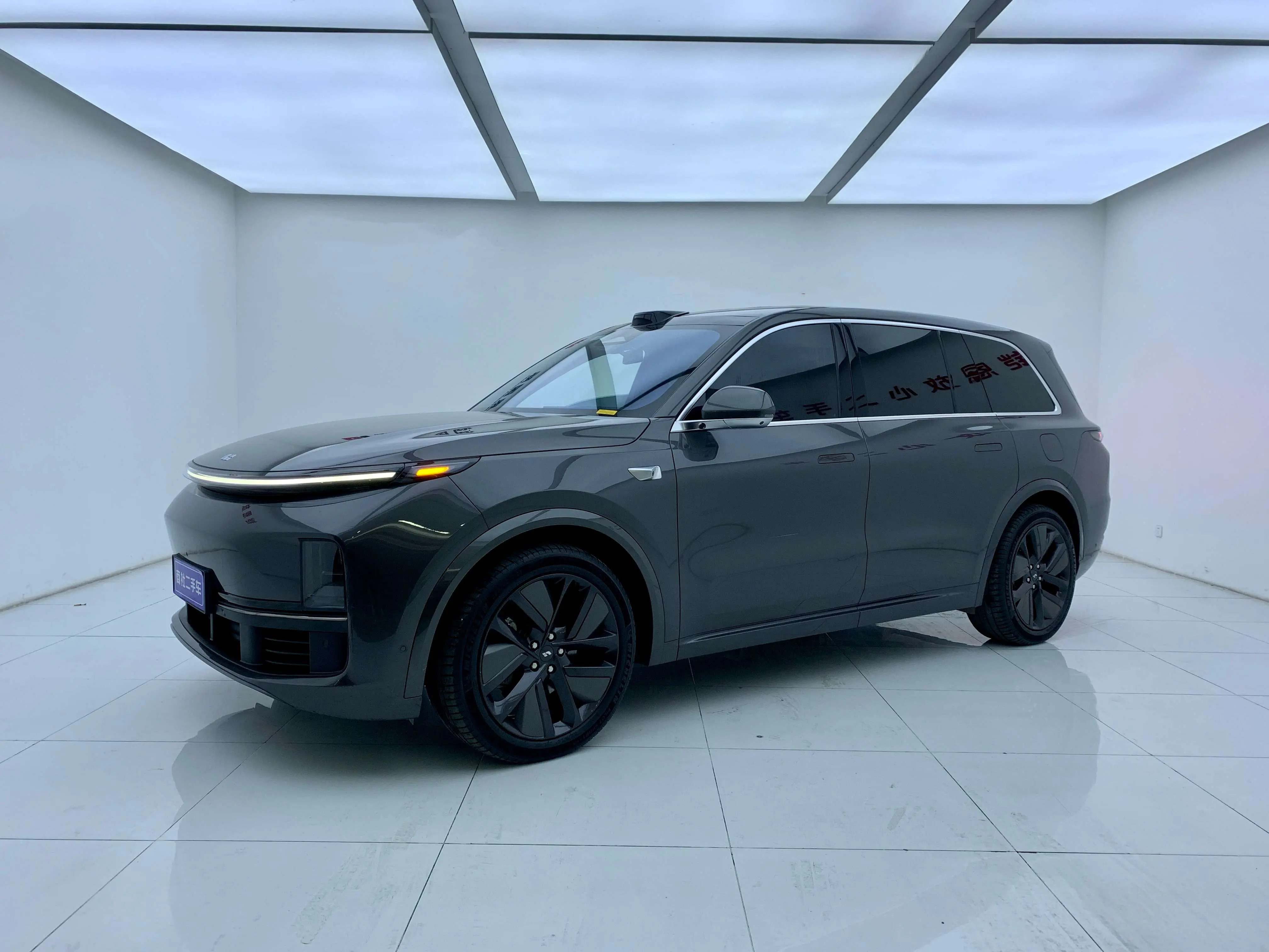 Li L9 (Ideal L9)  из Китая