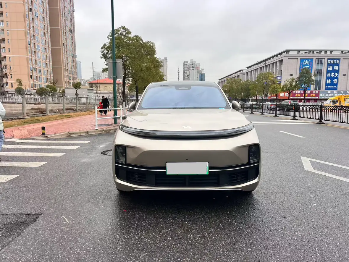 Li L9 (Ideal L9)  из Китая