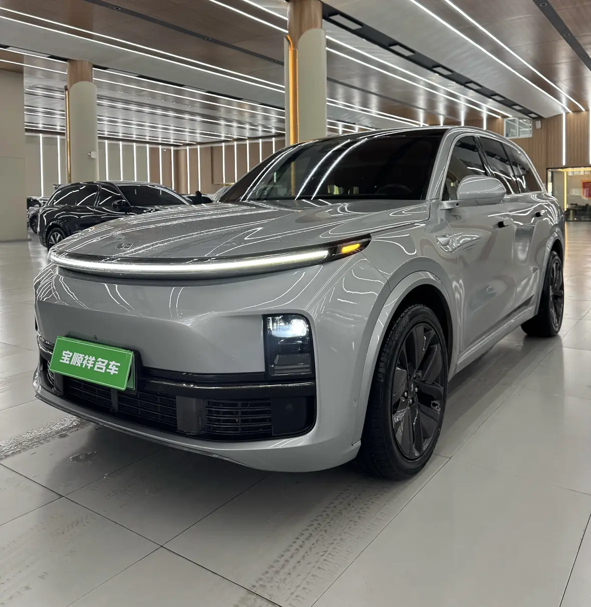 Li L8 (Ideal L8)  из Китая