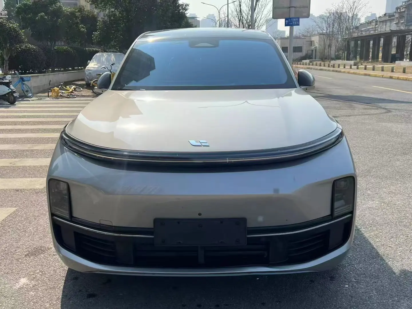 Li L8 (Ideal L8)  из Китая