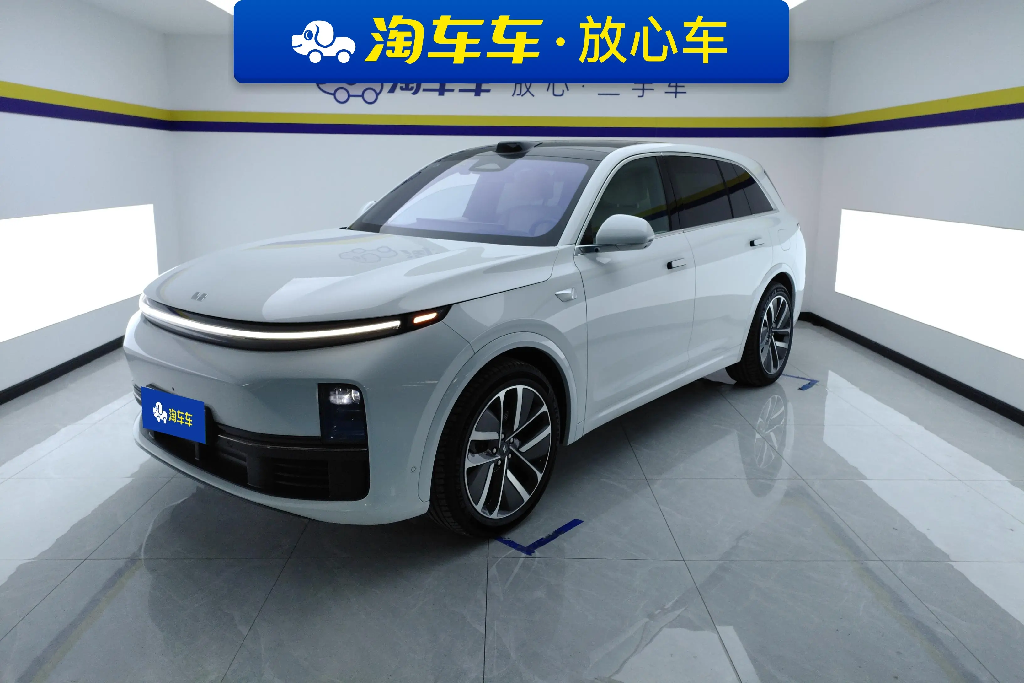 Li L7 (Ideal L7)  из Китая