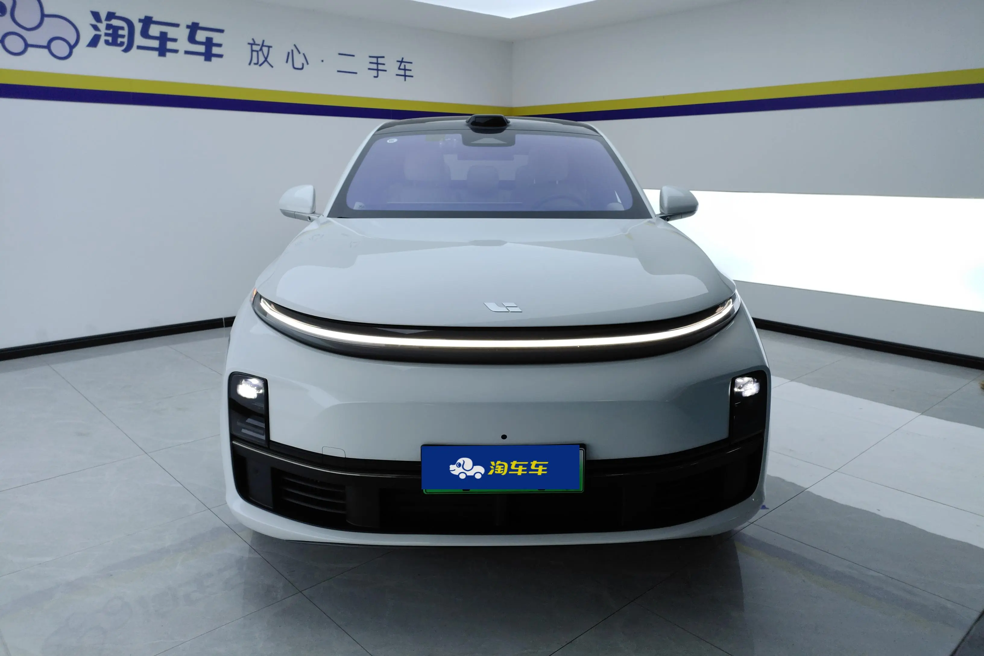 Li L7 (Ideal L7)  из Китая