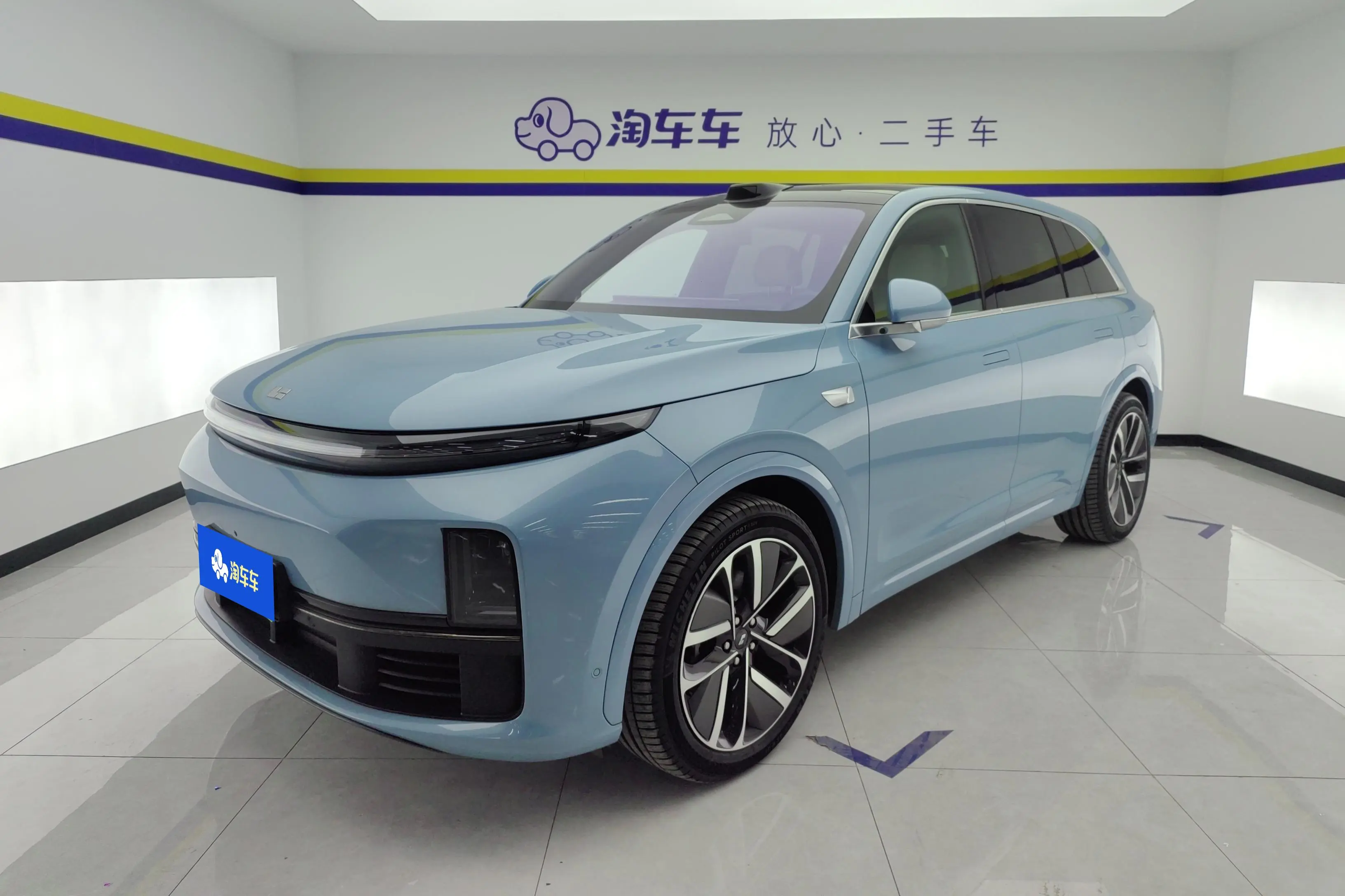 Li L7 (Ideal L7)  из Китая