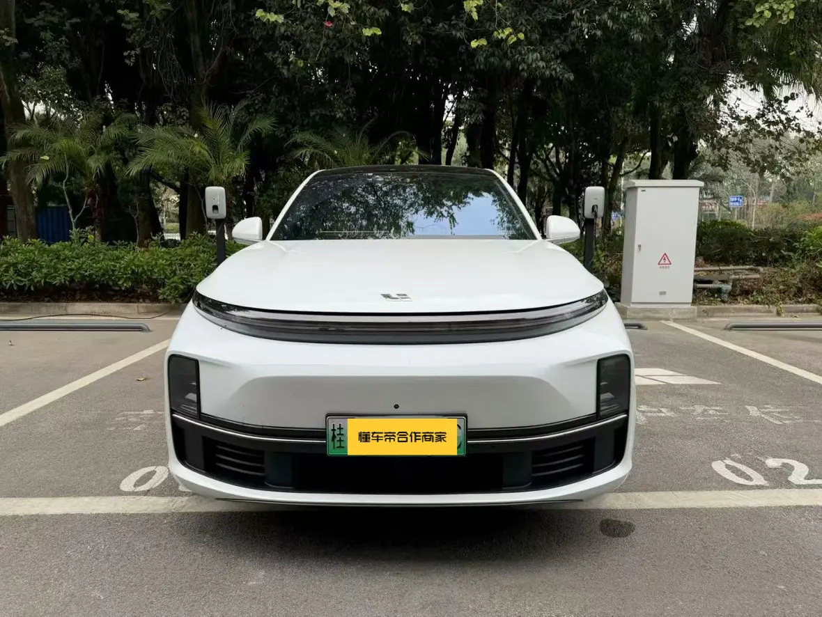 Li L7 (Ideal L7)  из Китая