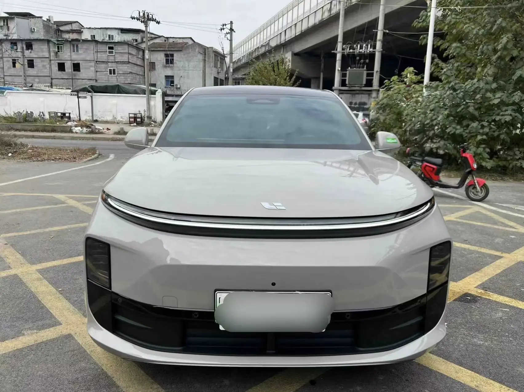 Li L6 (Ideal L6)  из Китая