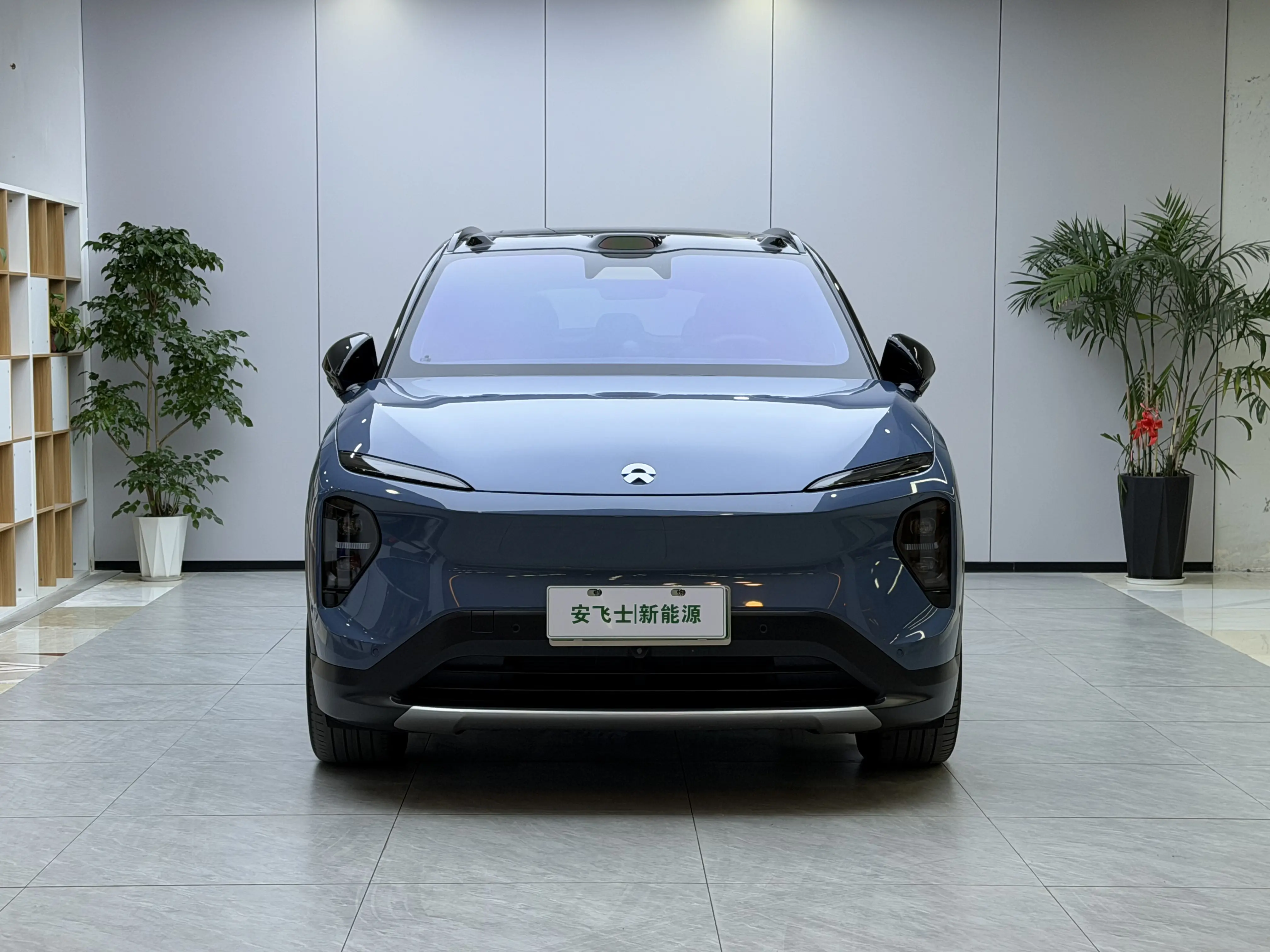 NIO ES7  из Китая