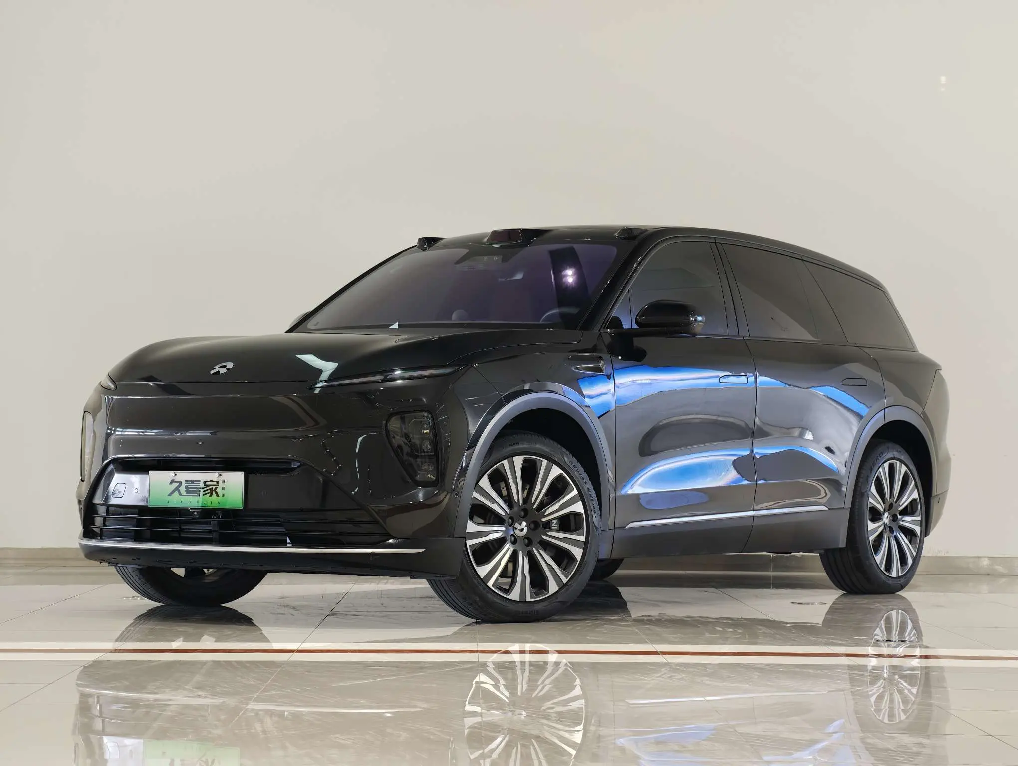 NIO ES8  из Китая