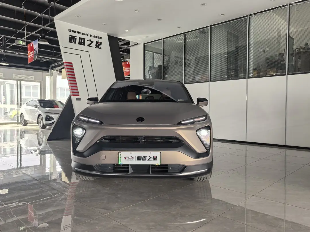 NIO EC6  из Китая