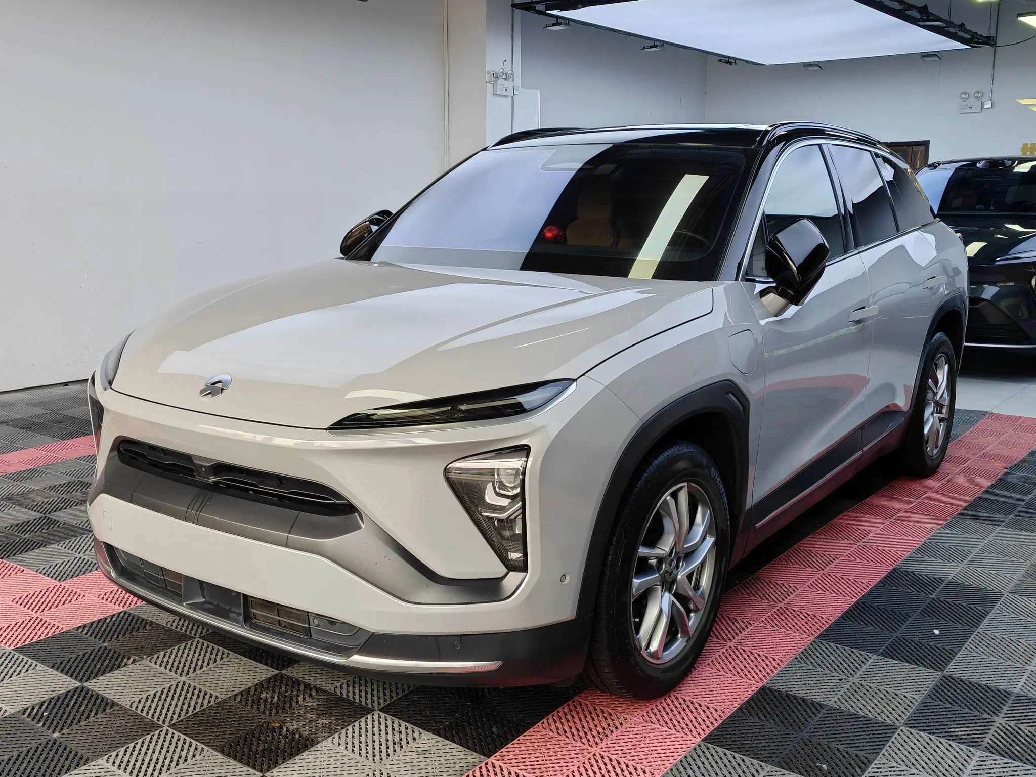 NIO ES6  из Китая