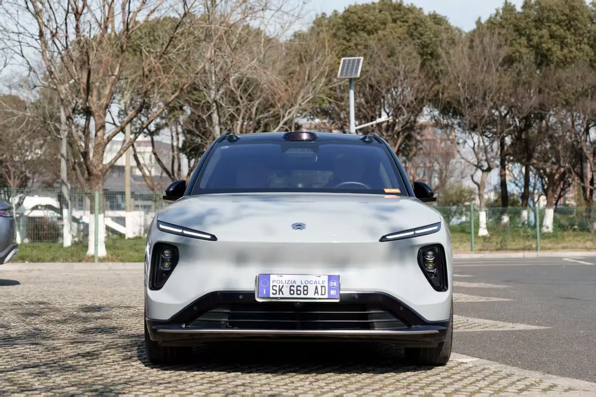NIO ES6  из Китая