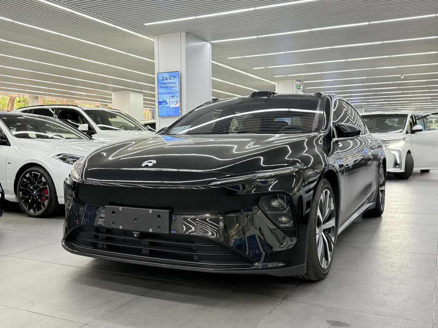 NIO ET7  из Китая