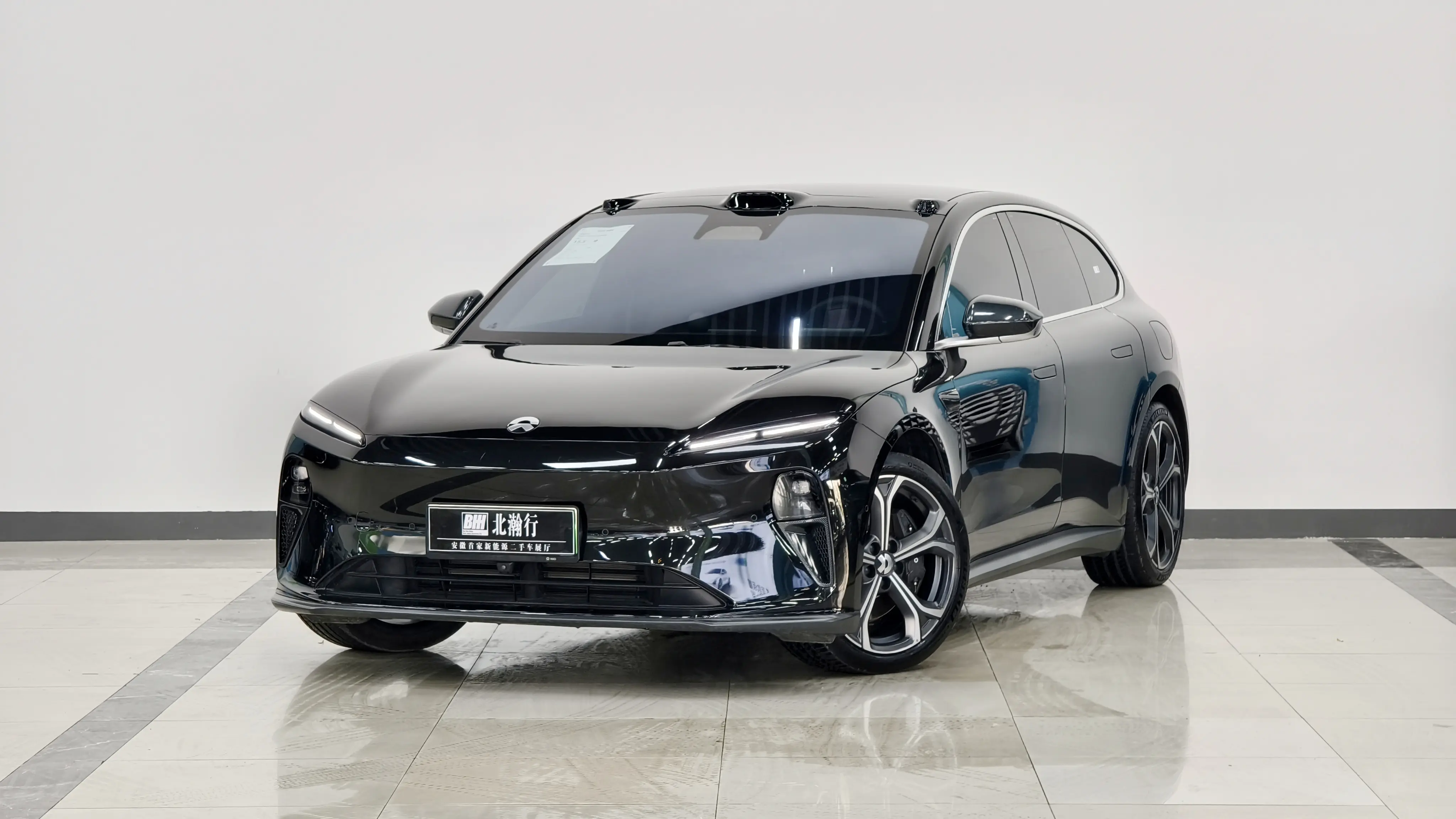 NIO ET5T  из Китая