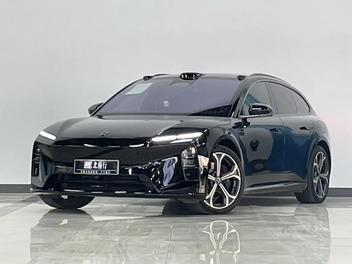 NIO ET5T  из Китая