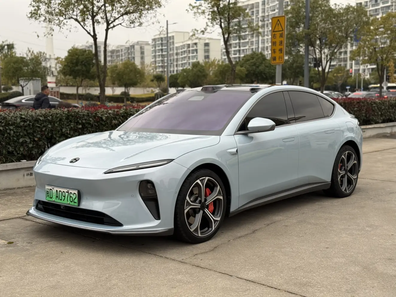 NIO ET5  из Китая