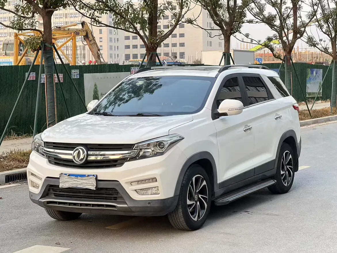 Dongfeng Scenery S560  из Китая