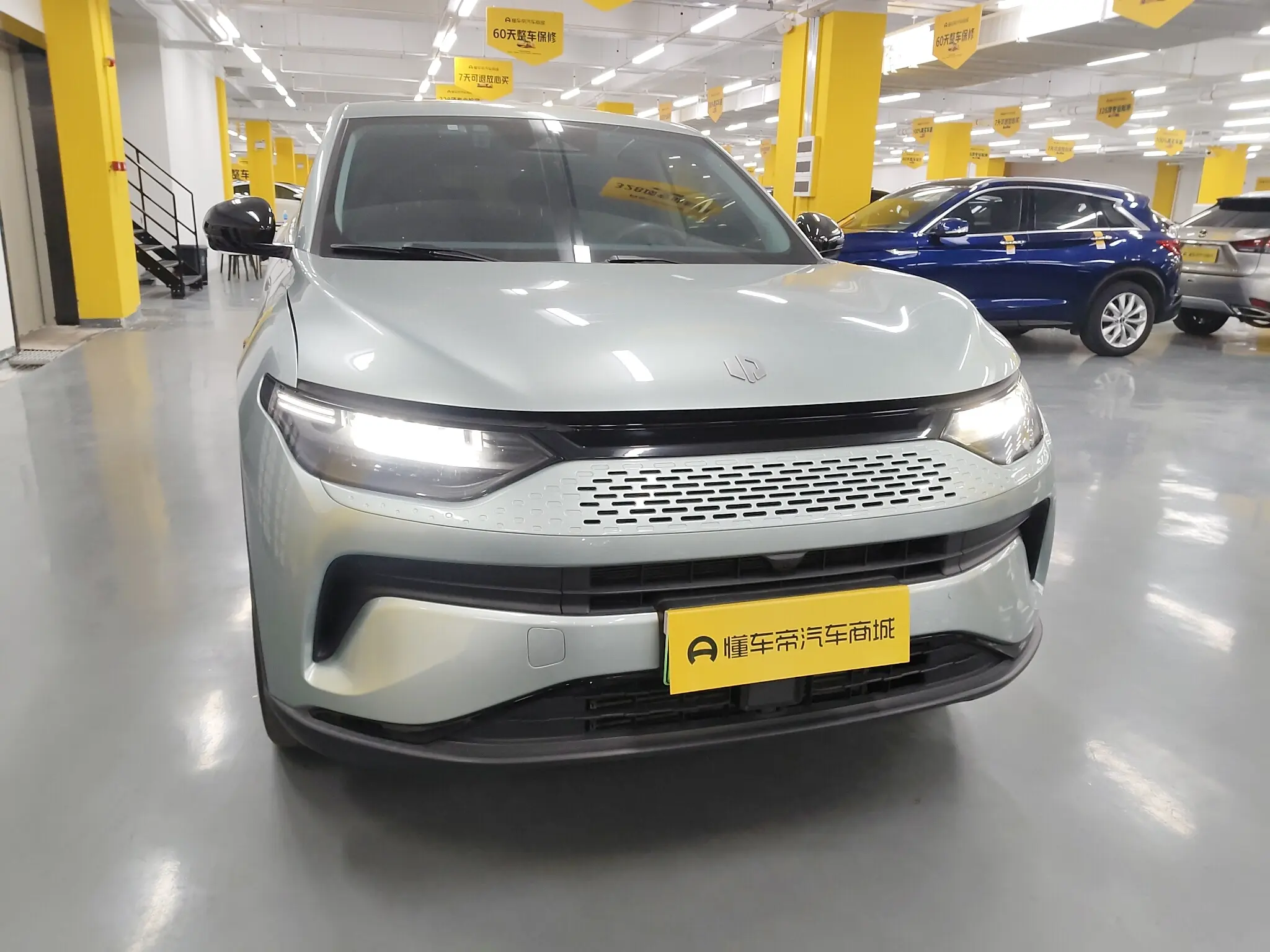 Leapmotor Zero running C11  из Китая