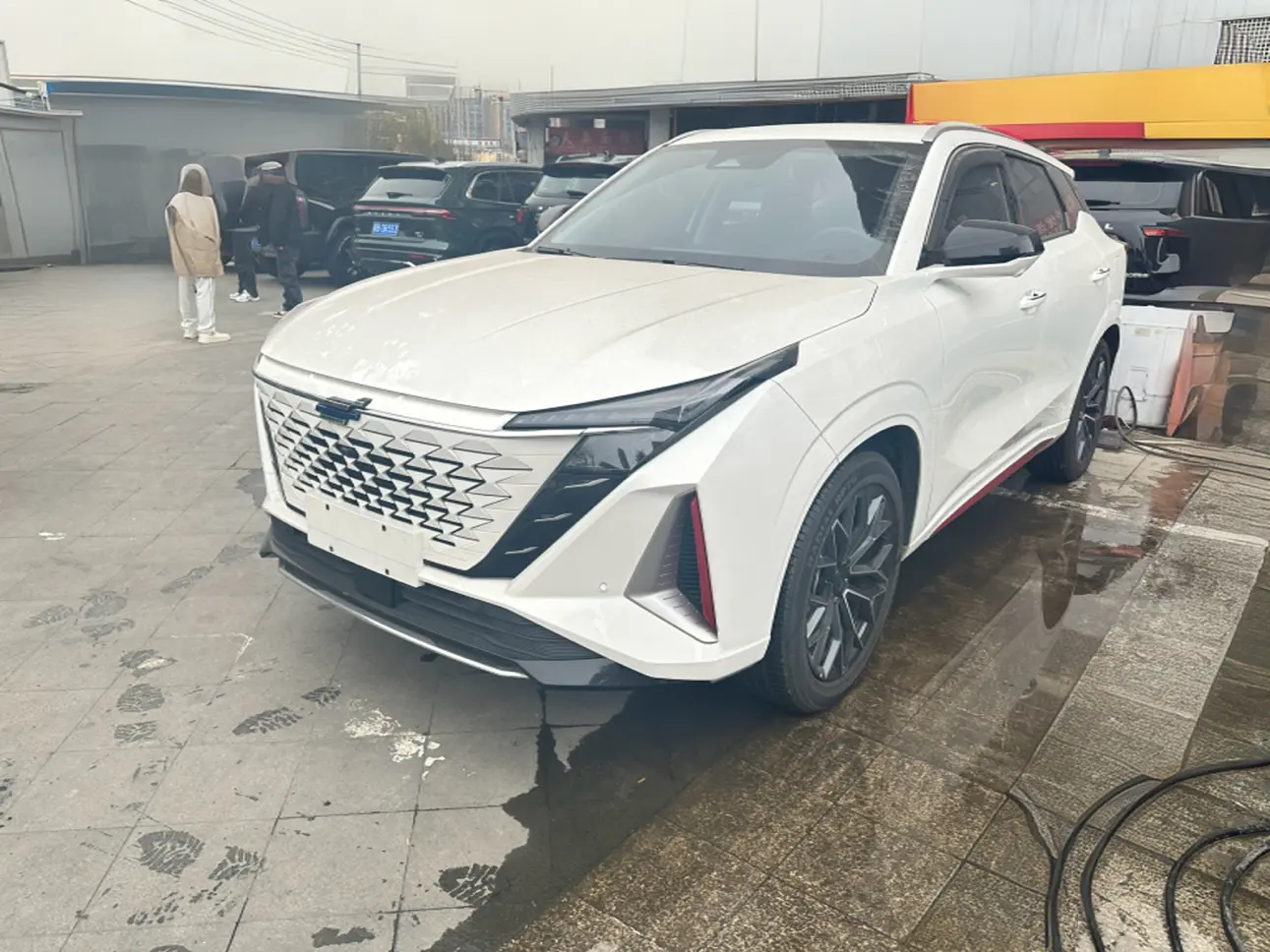 Oshan Changan Auchan Z6  из Китая