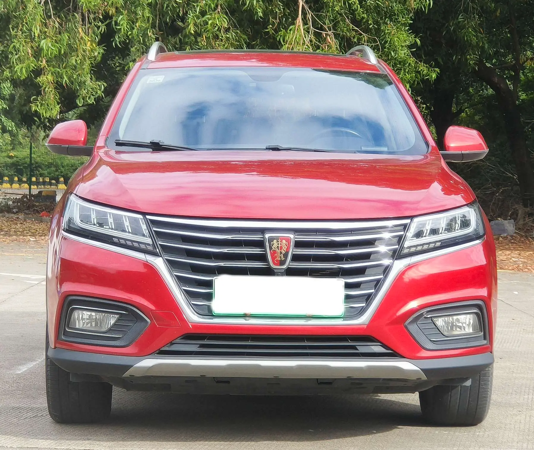 Roewe eRX5  из Китая
