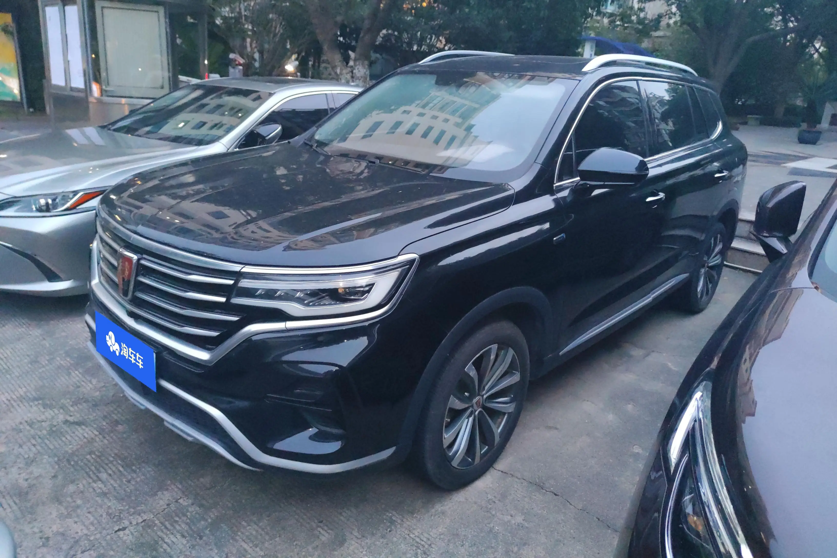 Roewe RX5 MAX  из Китая