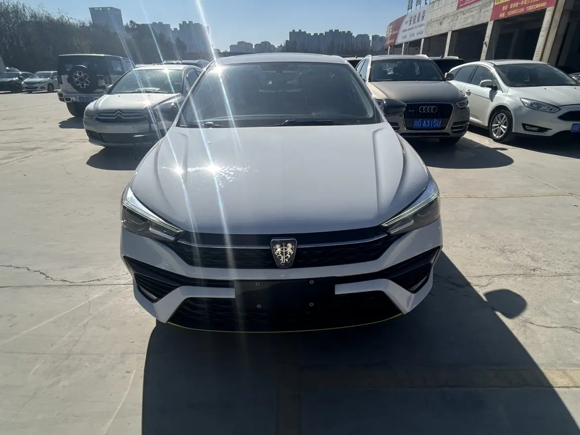Roewe i5  из Китая