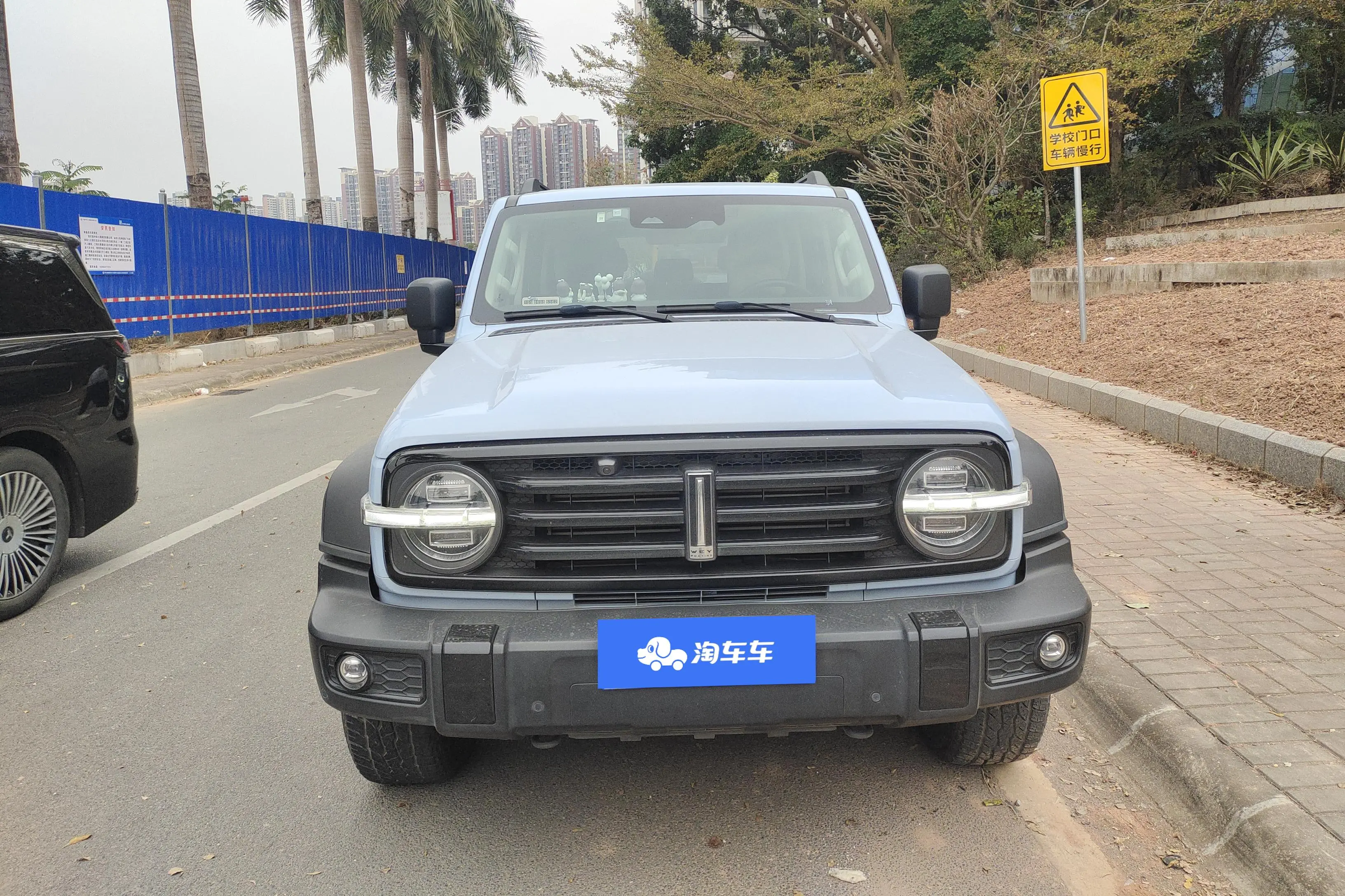 Tank 300  из Китая