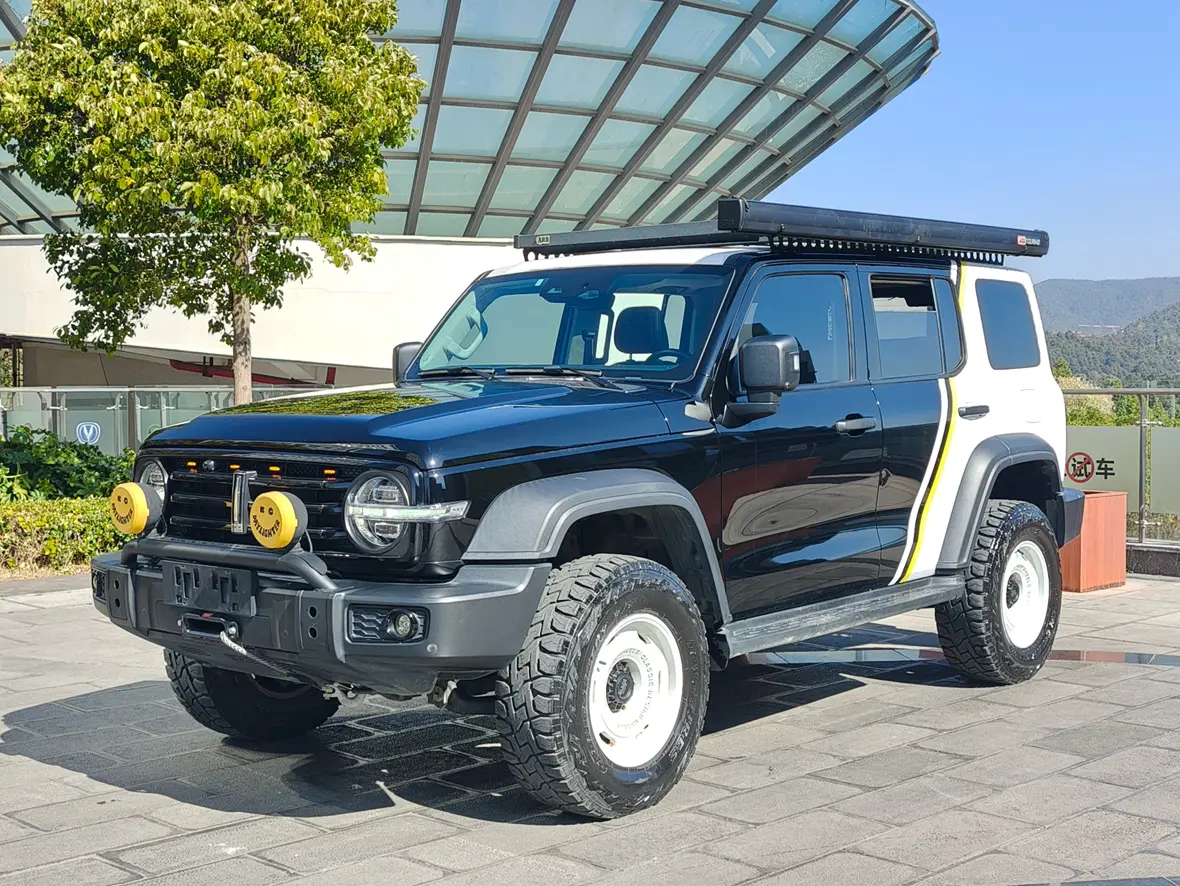 Tank 300  из Китая