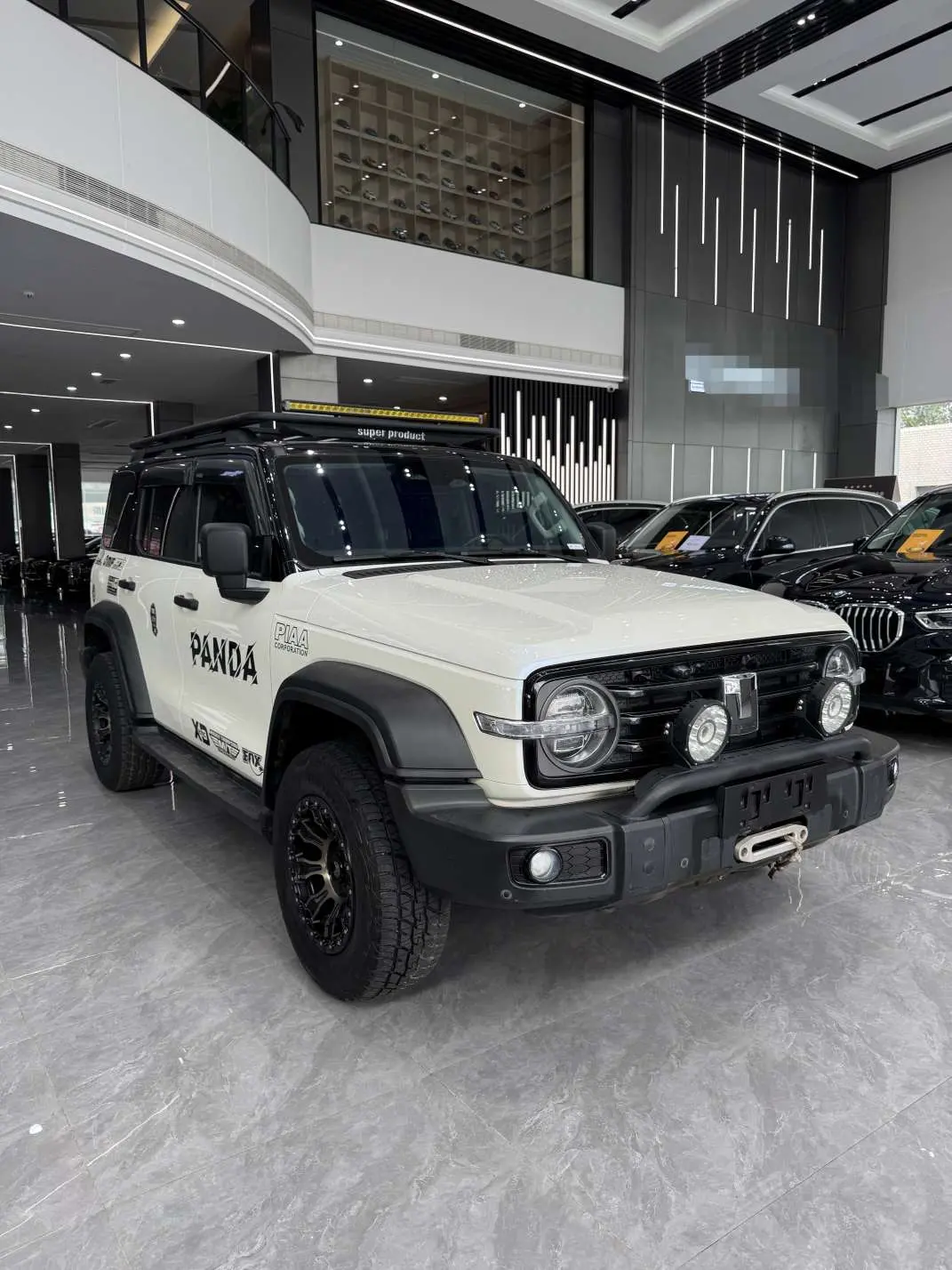 Tank 300  из Китая