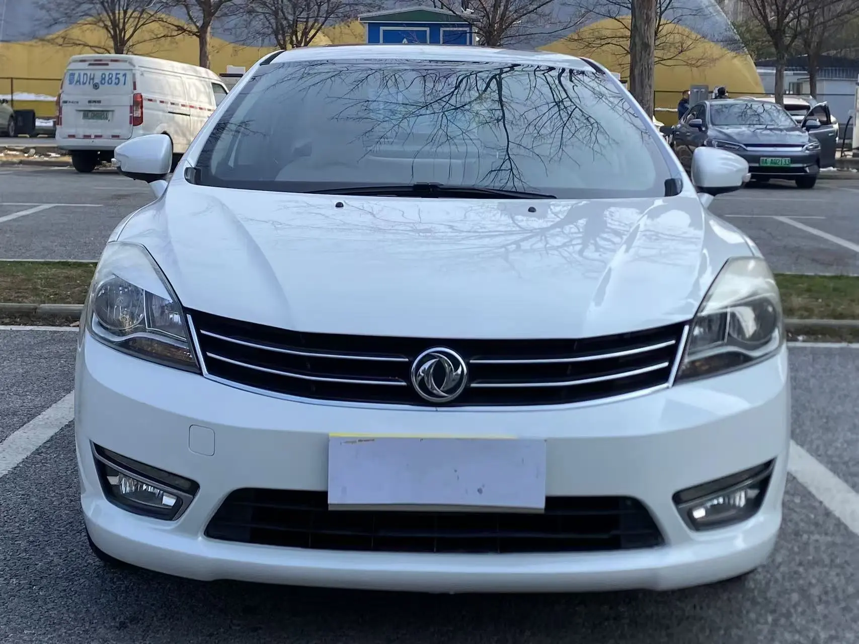 Dongfeng Fengshen L60  из Китая