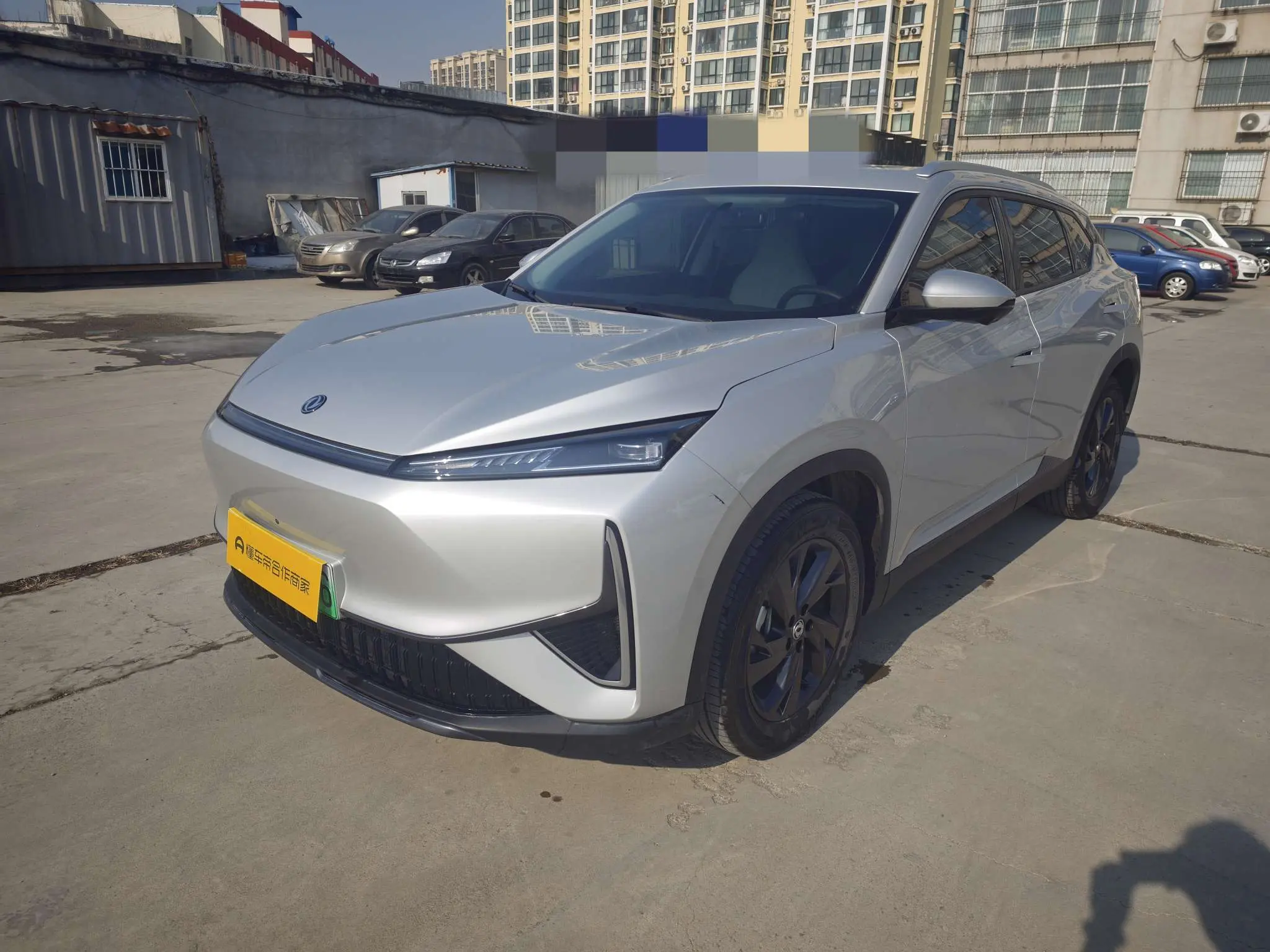 Dongfeng Fengshen L7 EV  из Китая