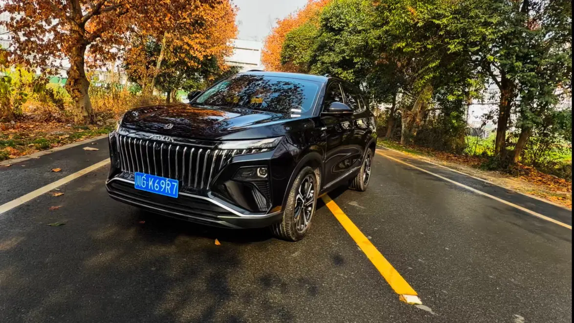 Dongfeng Haoji  из Китая