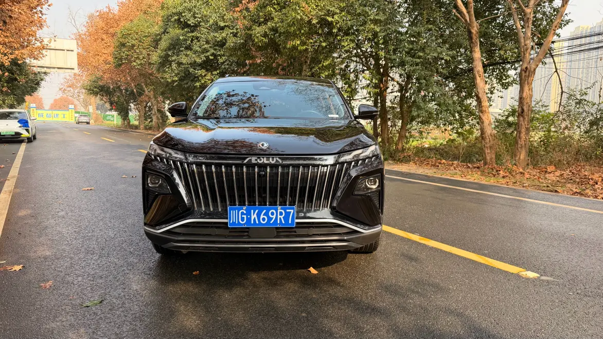 Dongfeng Haoji  из Китая