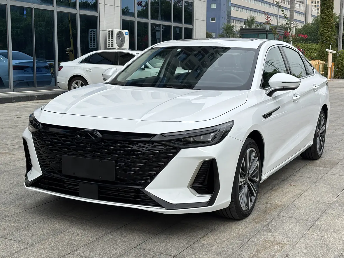 Chery Arrizo 8  из Китая