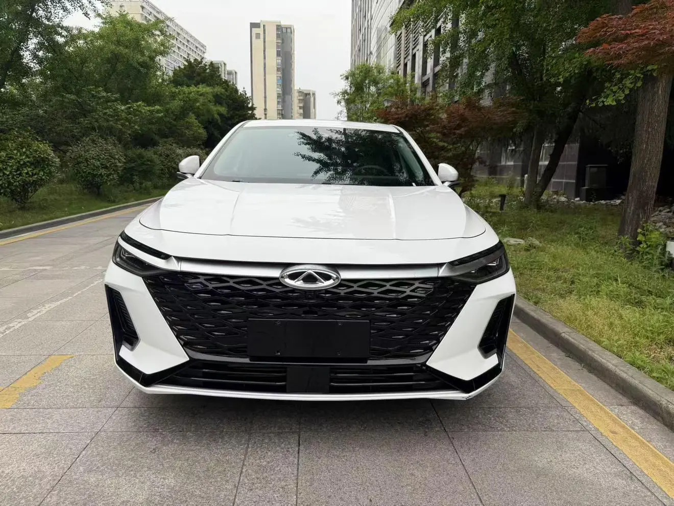 Chery Arrizo 8  из Китая