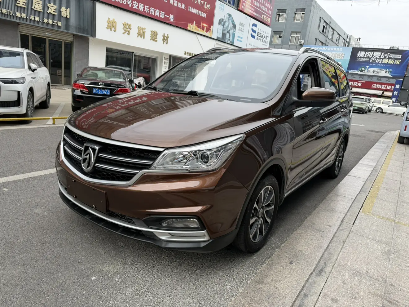 Baojun 730  из Китая