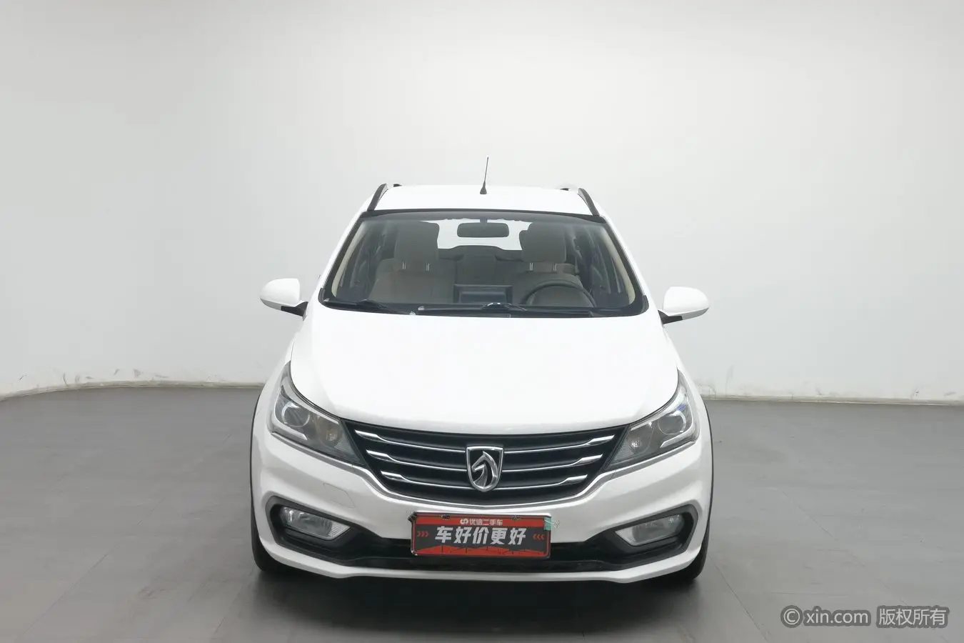 Baojun 310W  из Китая