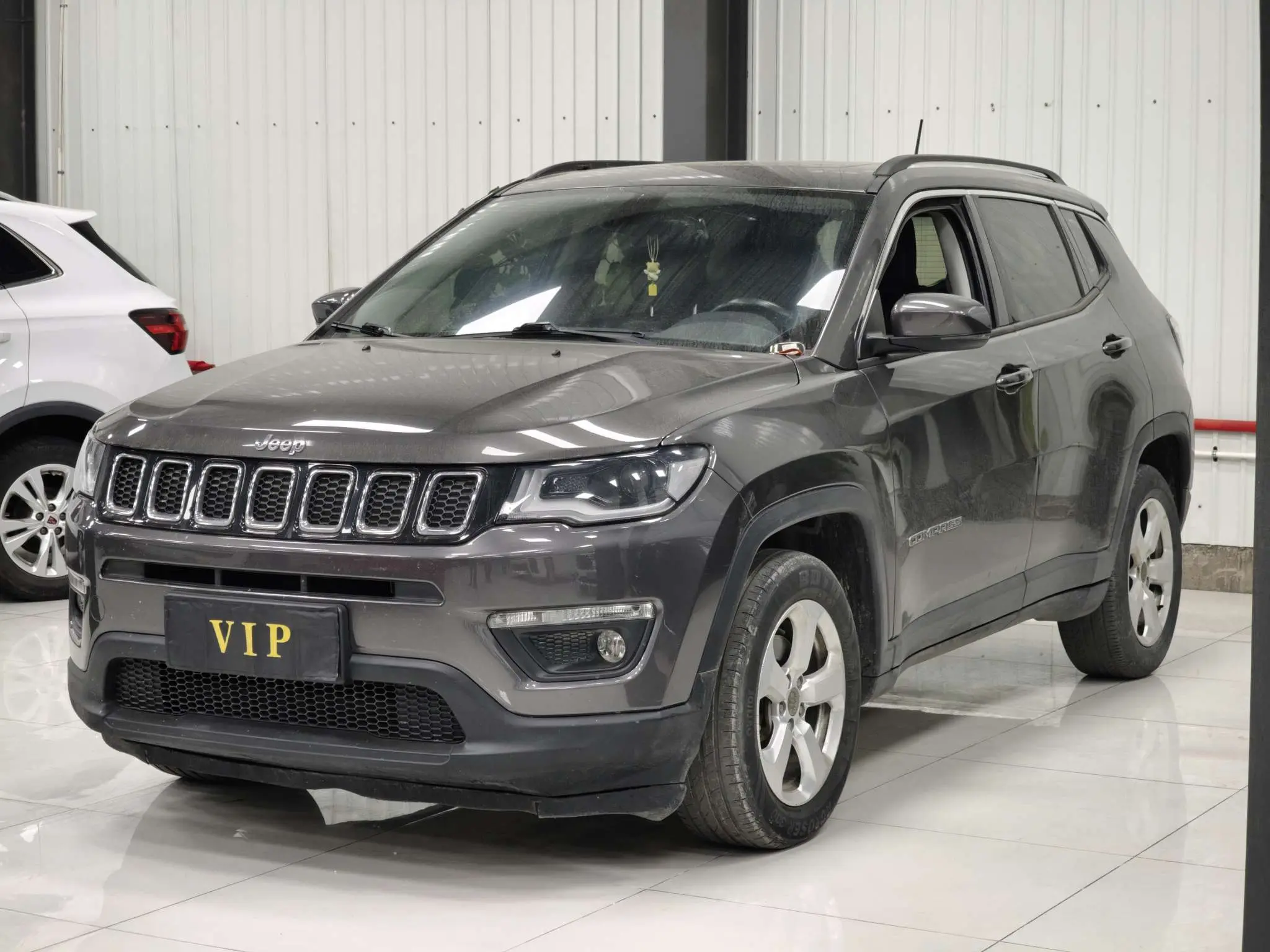 Jeep Guide to  из Китая