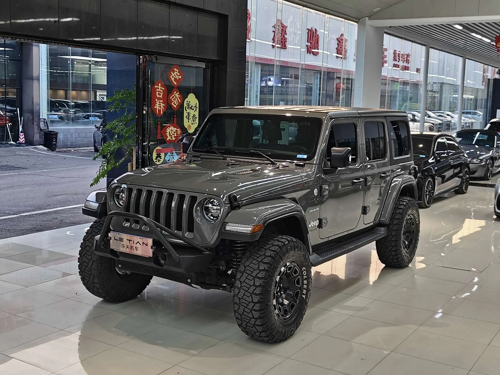 Jeep Wrangler  из Китая