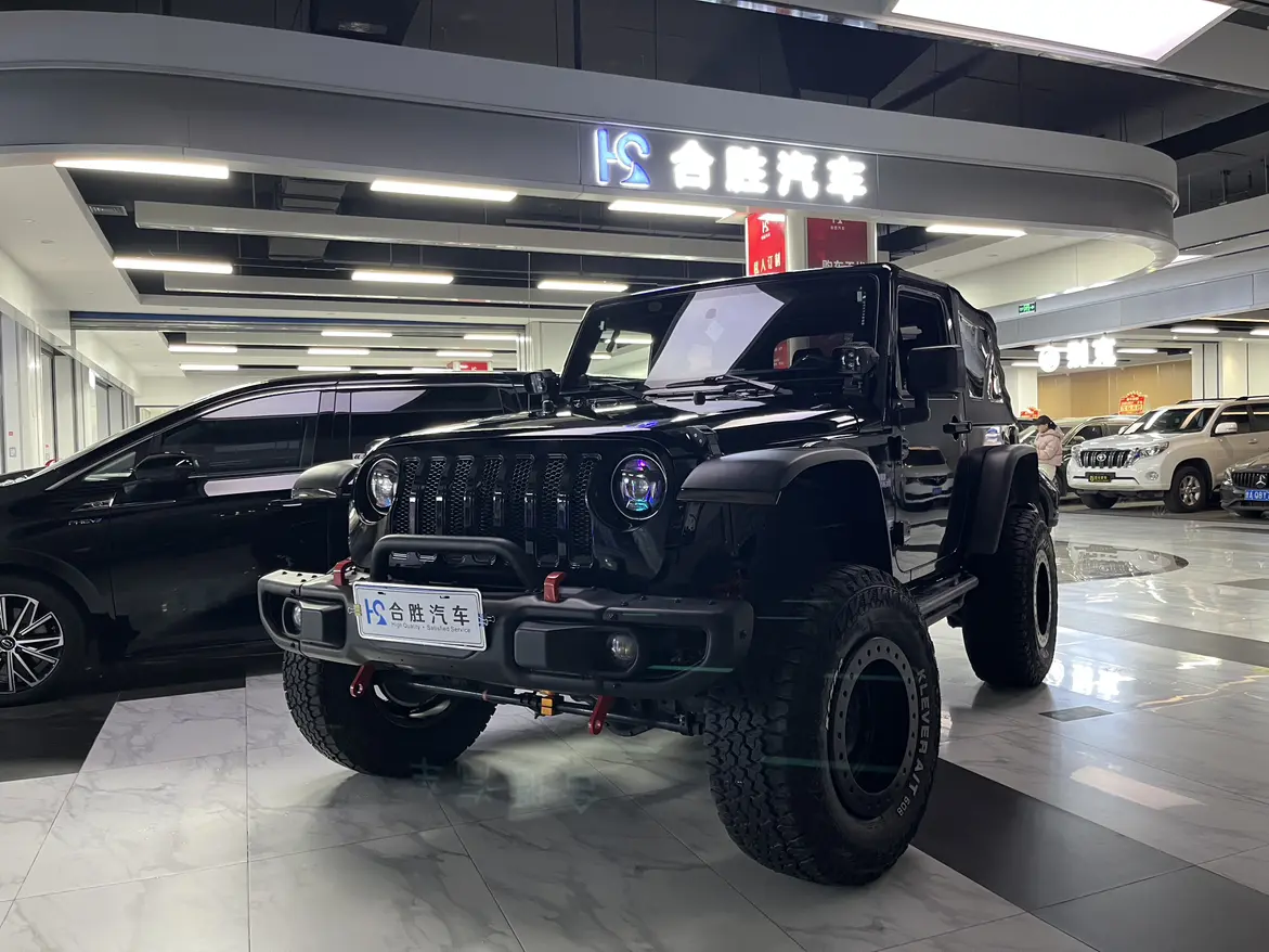 Jeep Wrangler  из Китая