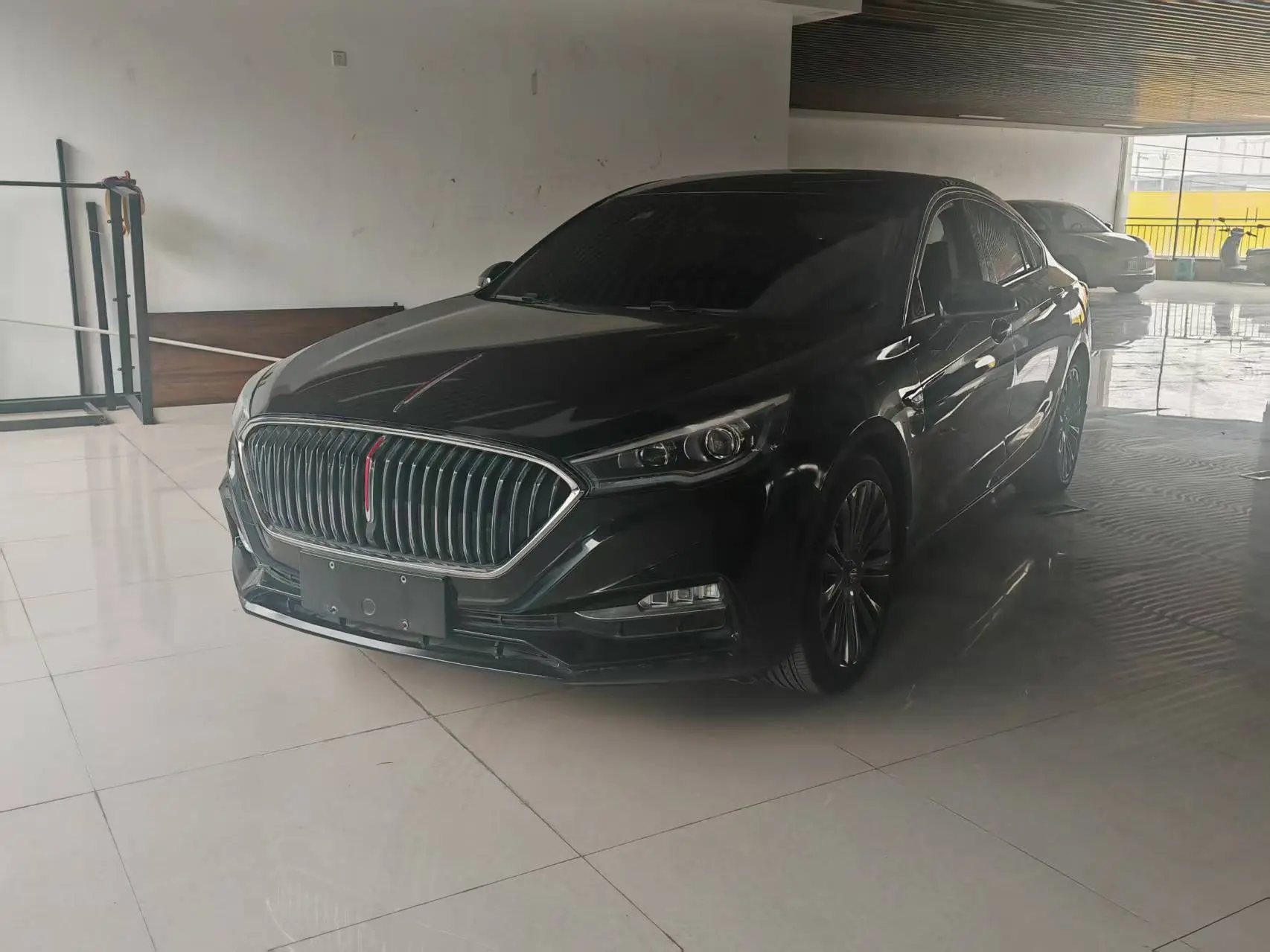 Hongqi H5 classic  из Китая