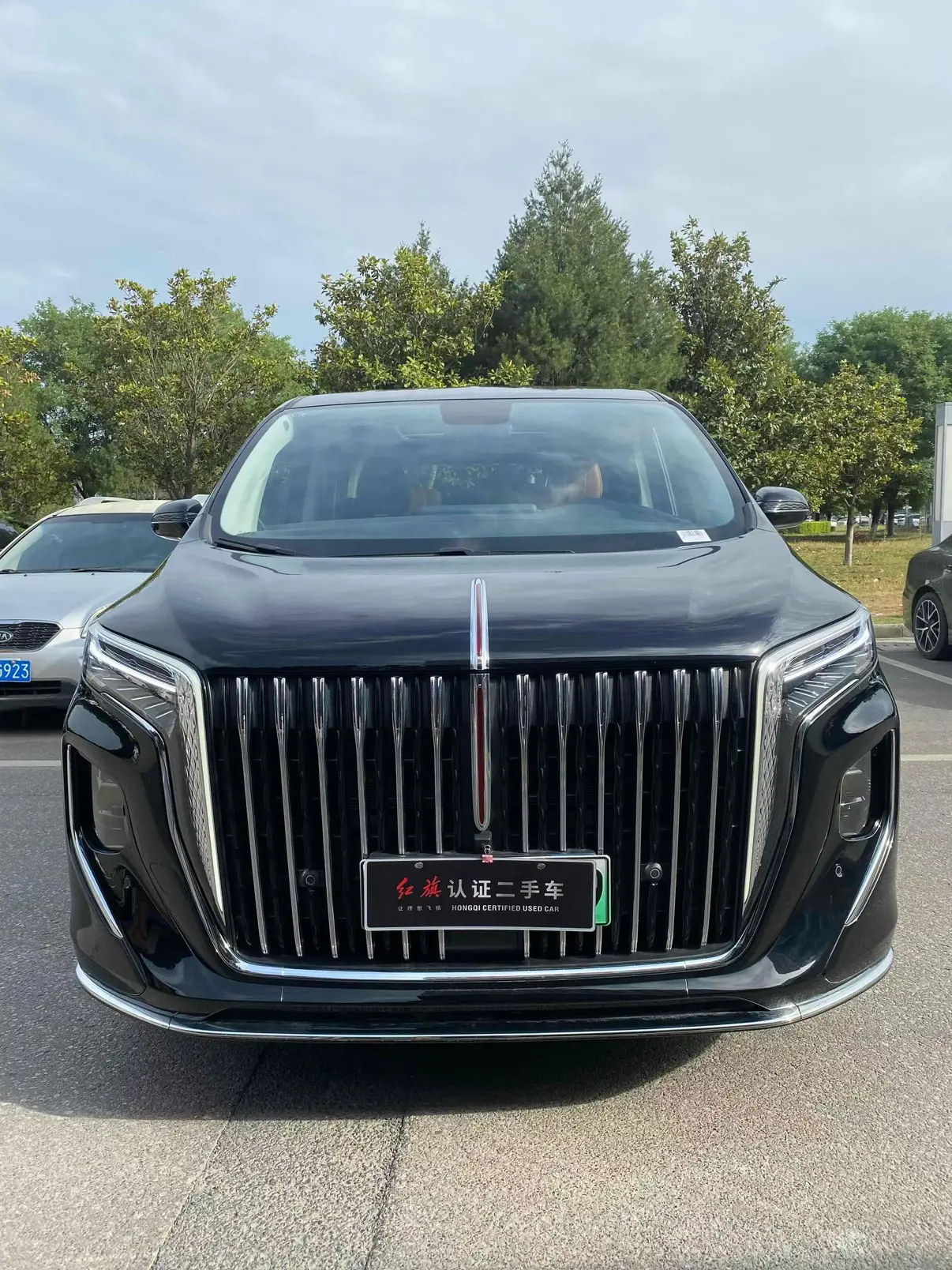 Hongqi HQ9 PHEV  из Китая