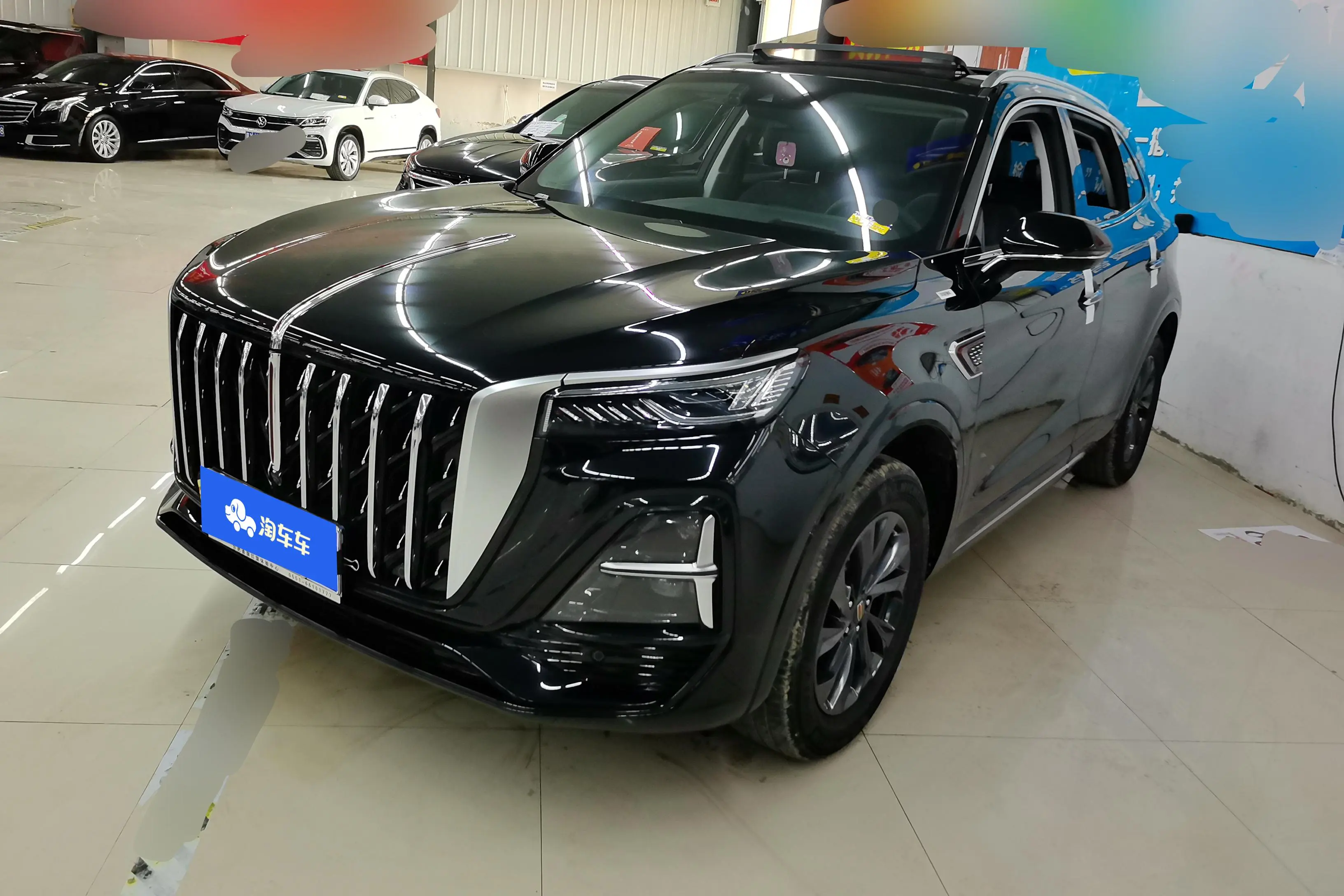 Hongqi HS5  из Китая